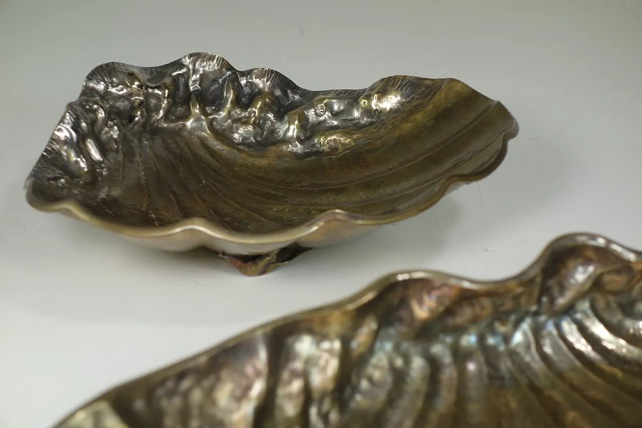 Coppia di scodelle Art Deco in ottone e metallo argentato, anni '30 10