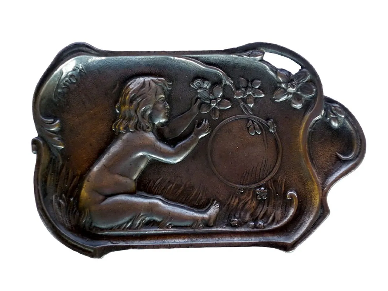 Posacenere Art Nouveau in peltro o piatto con motivo bambino, inizio '900 1