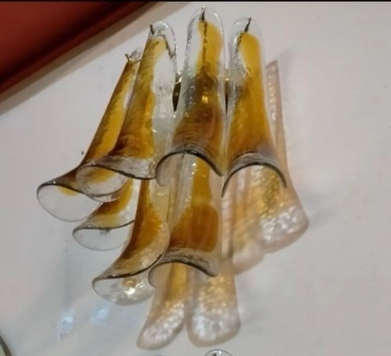 Pair of Murano glass petal wall lamps, 1970s 3