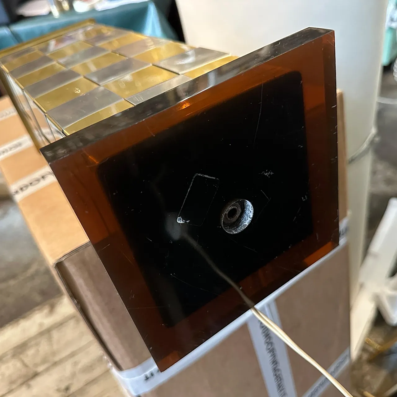 Lampada da tavolo in metallo alla maniera di Willy Rizzo, anni '70 13