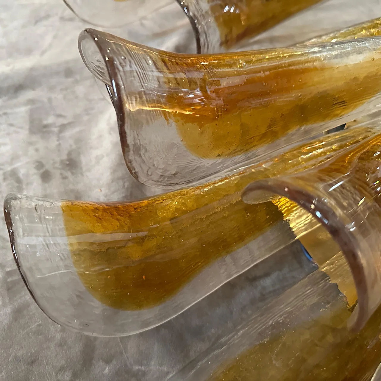 Pair of Murano glass petal wall lamps, 1970s 13