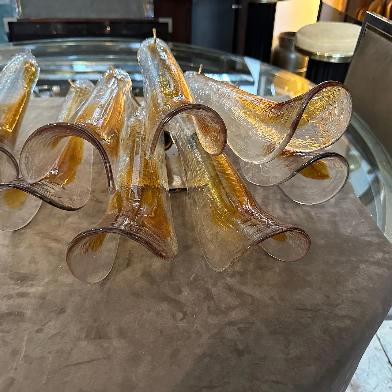 Pair of Murano glass petal wall lamps, 1970s 17