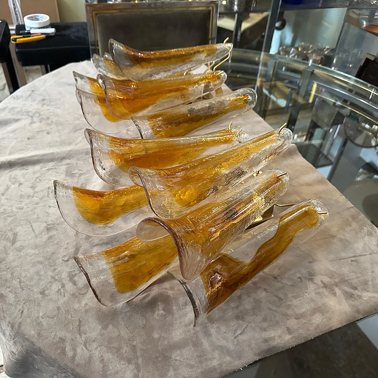 Pair of Murano glass petal wall lamps, 1970s 18