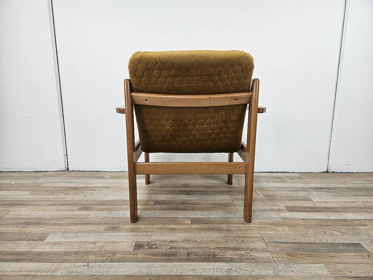 Padded armchair lounge in beech, 80s 3