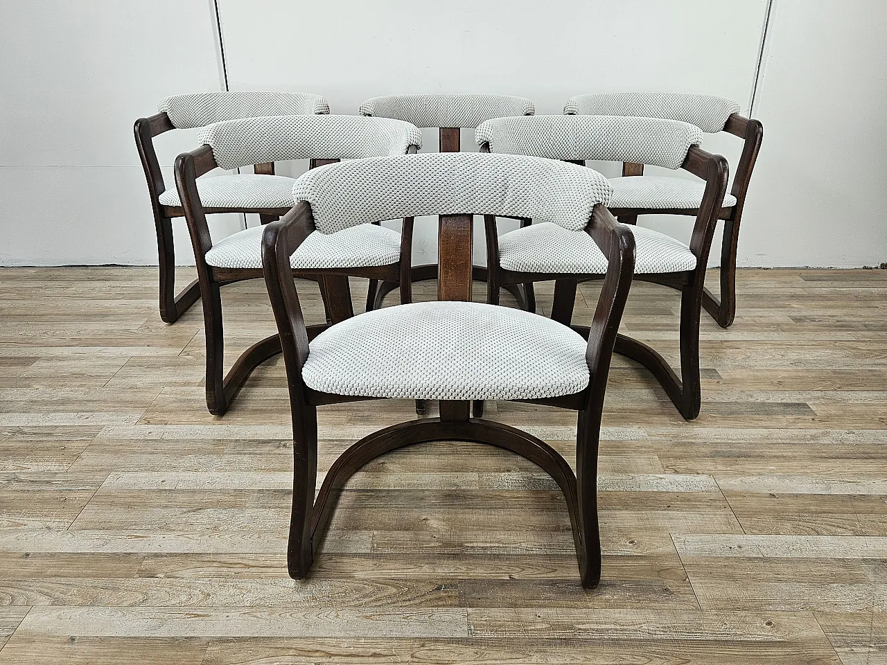 6 poltrone  attribuite a Pozzi e Verga, anni '70 1