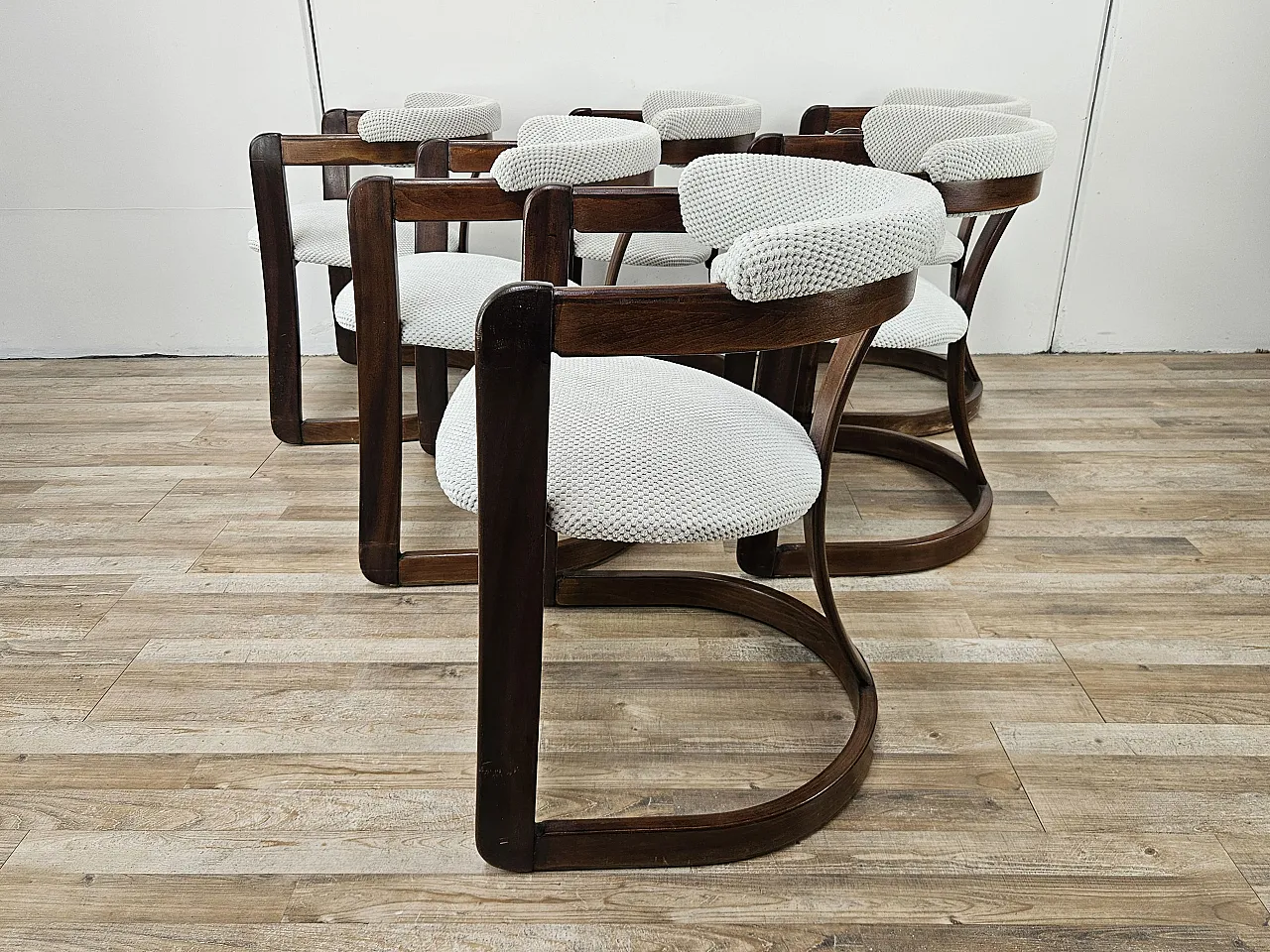 6 poltrone  attribuite a Pozzi e Verga, anni '70 5