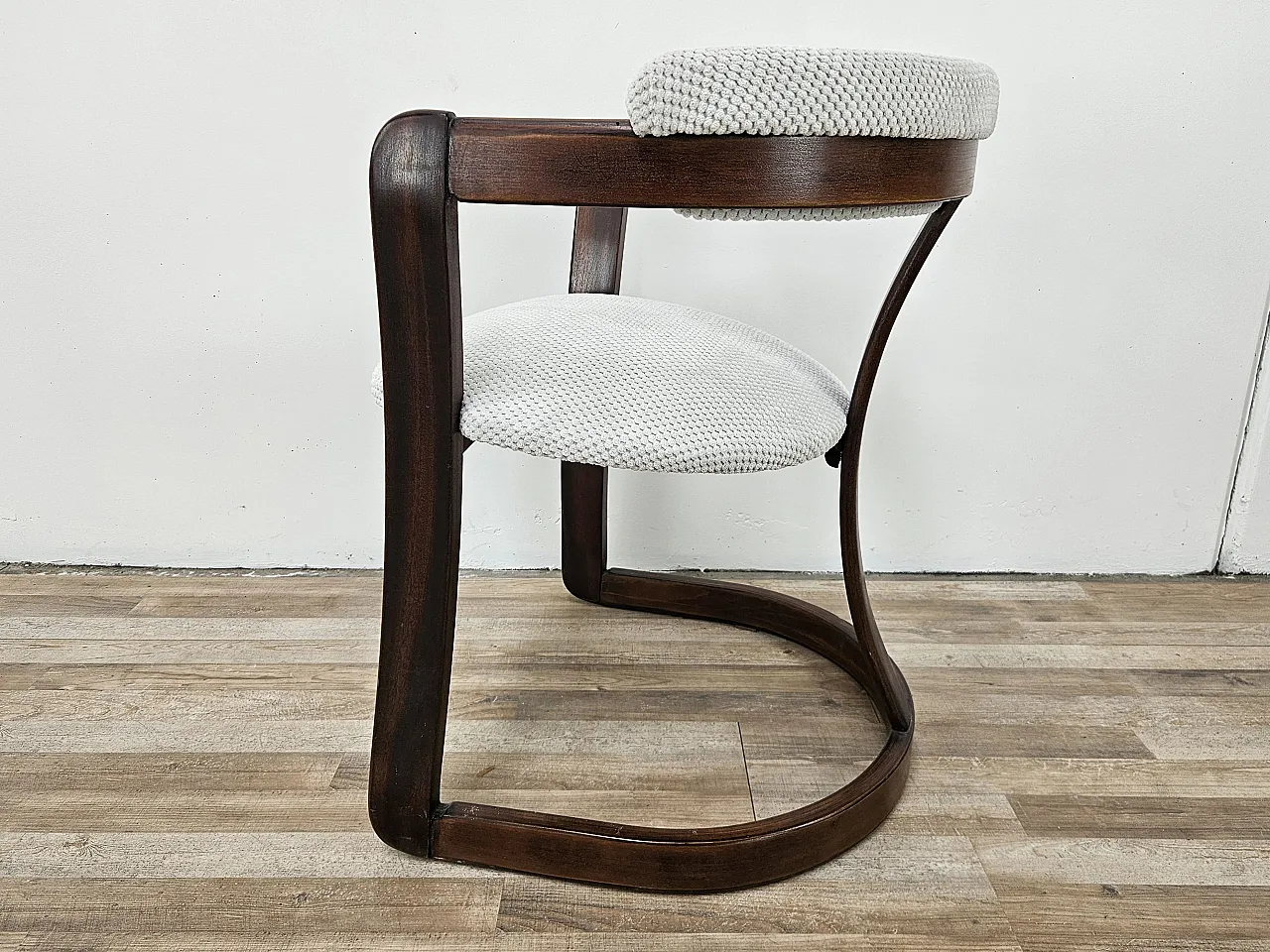 6 poltrone  attribuite a Pozzi e Verga, anni '70 9