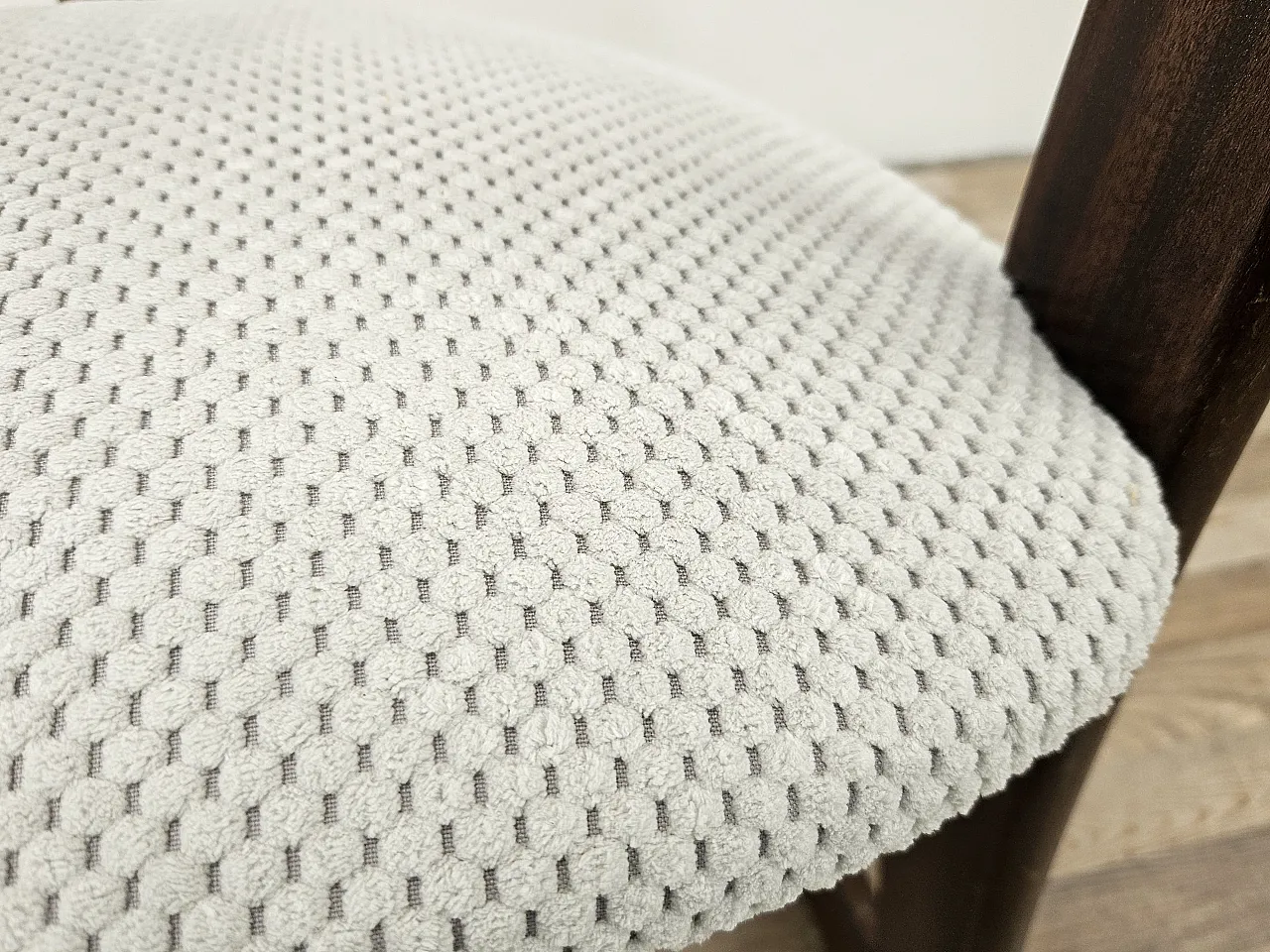 6 poltrone  attribuite a Pozzi e Verga, anni '70 13