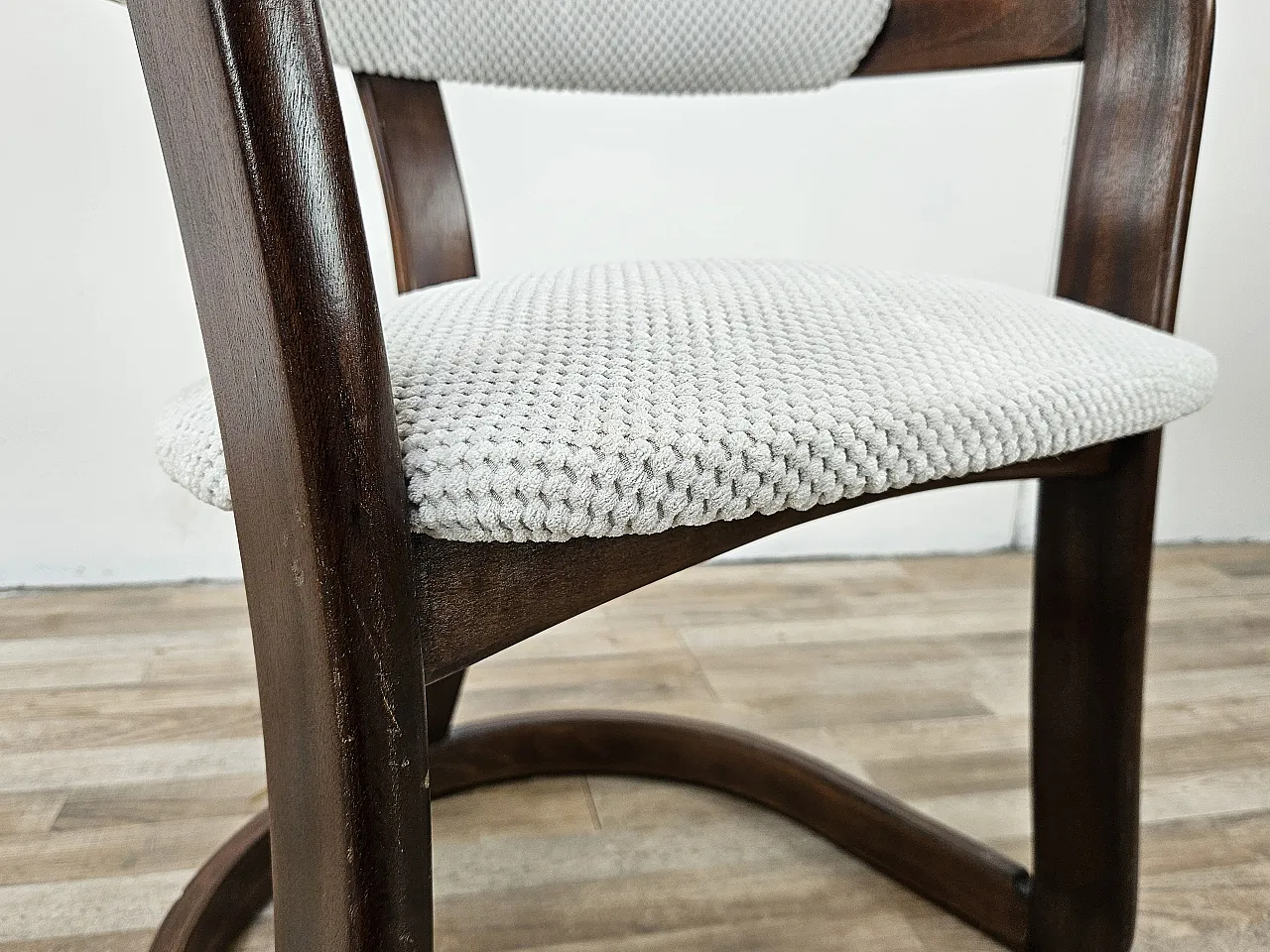 6 poltrone  attribuite a Pozzi e Verga, anni '70 15