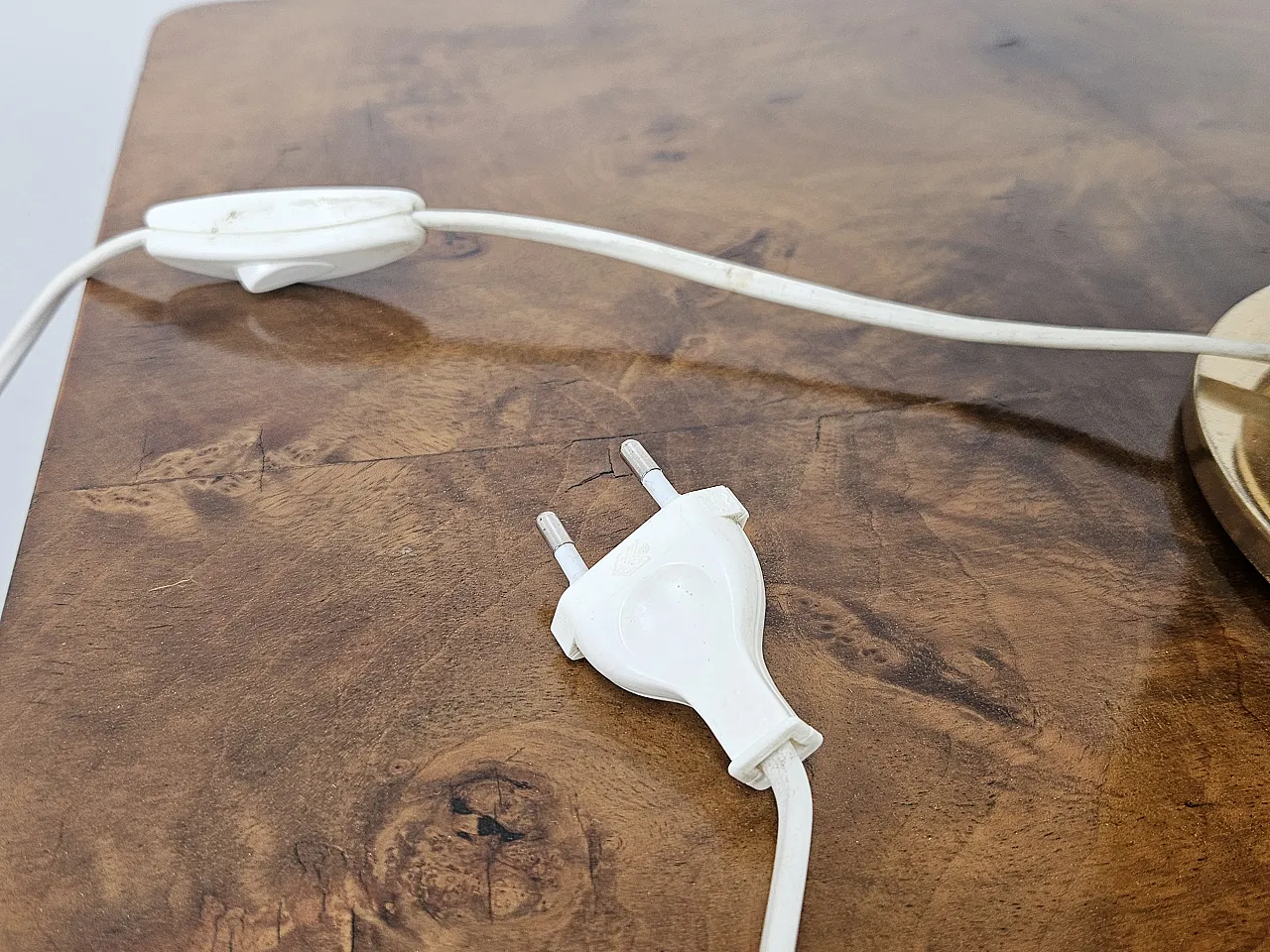 Table lamp in worked glass and golden metal, 70s 14