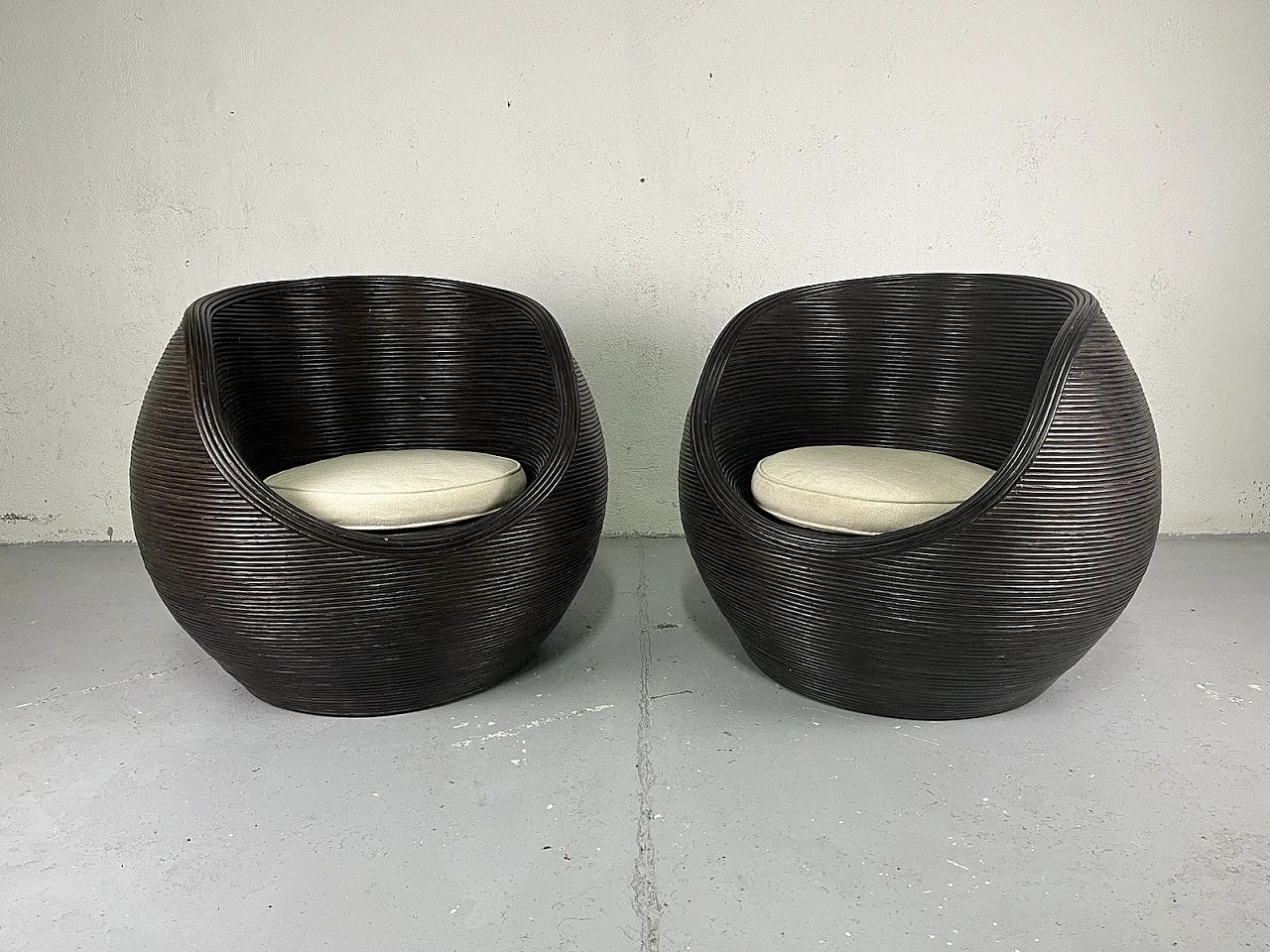 Pair of wicker and fabric armchairs by Vivai del Sud, 1980s 1