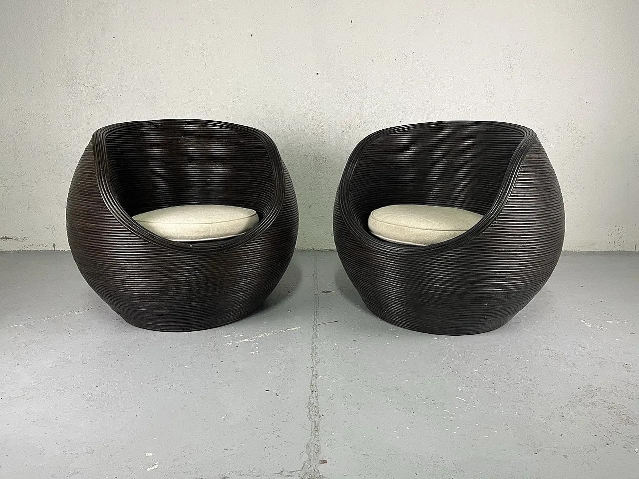 Pair of wicker and fabric armchairs by Vivai del Sud, 1980s 2