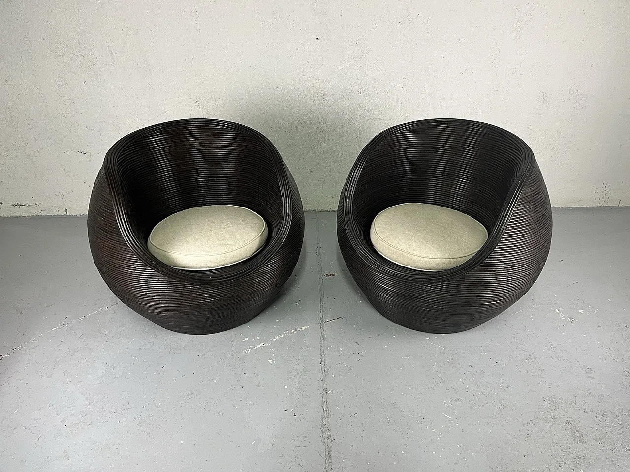 Pair of wicker and fabric armchairs by Vivai del Sud, 1980s 3