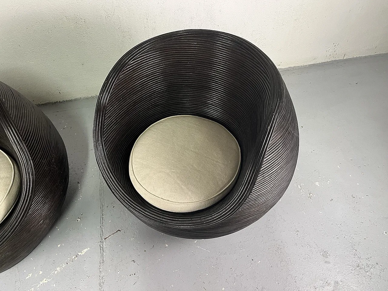 Pair of wicker and fabric armchairs by Vivai del Sud, 1980s 4