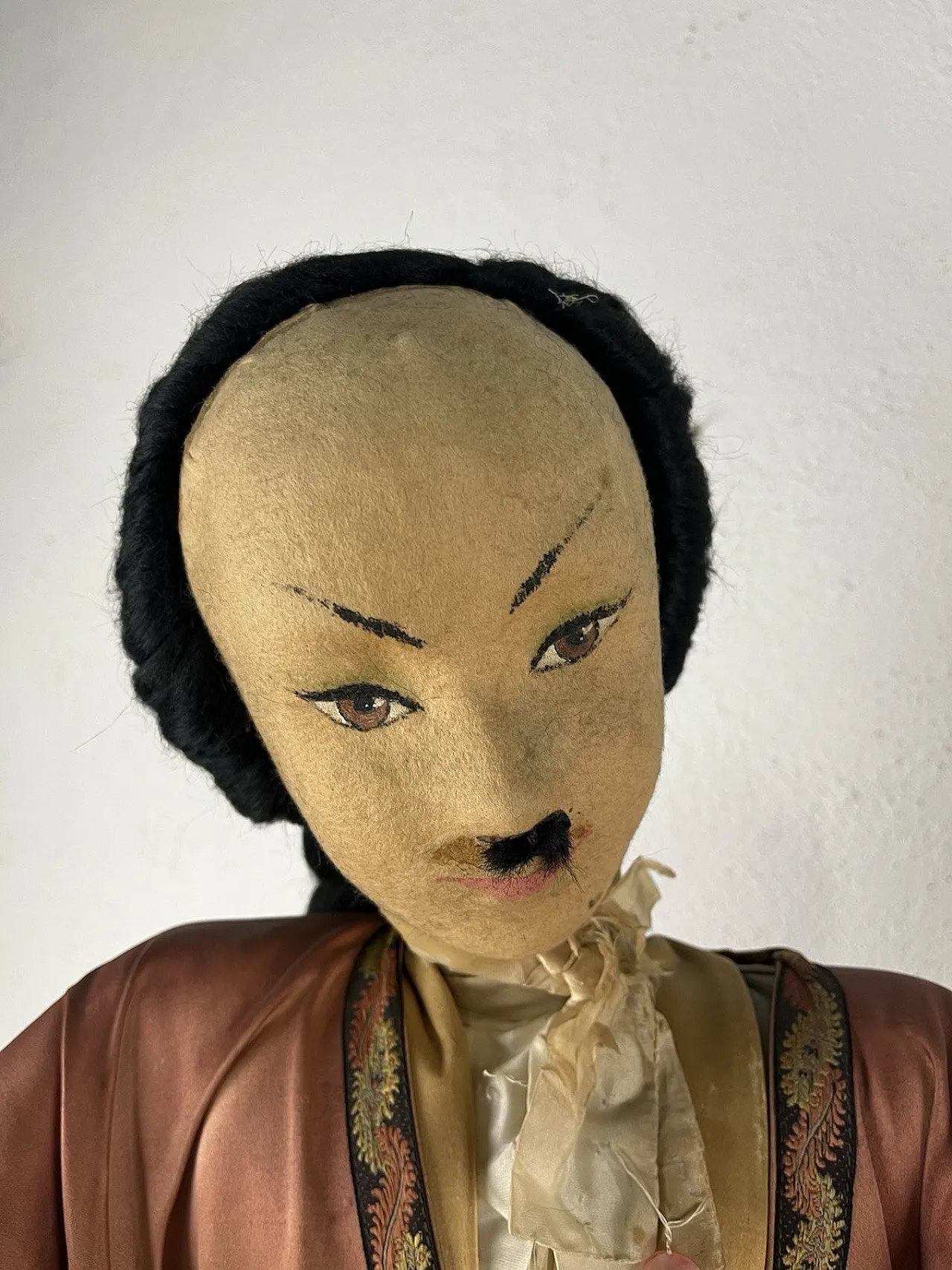 Pair of Japanese metal and fabric mannequins, 1960s 5