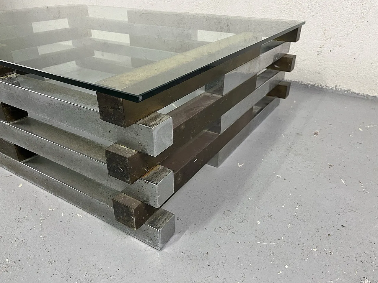 Tavolino da salotto in acciaio, ottone e vetro di Romeo Rega, anni '70 13