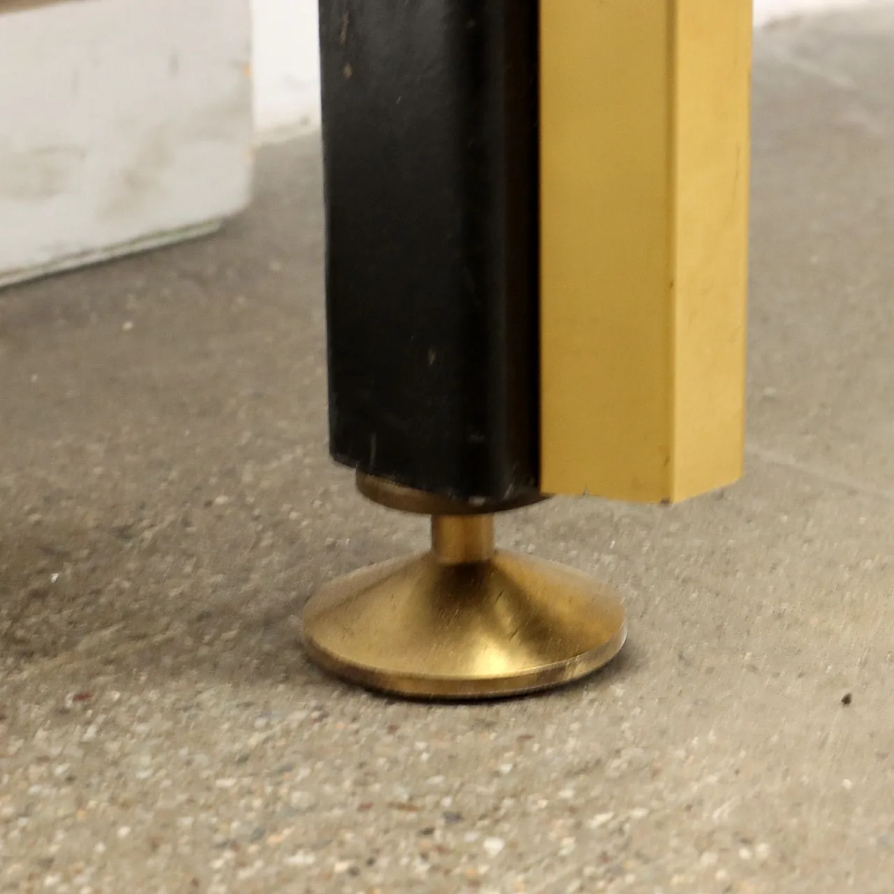 Metal and aluminium bookcase, late 20th century 9