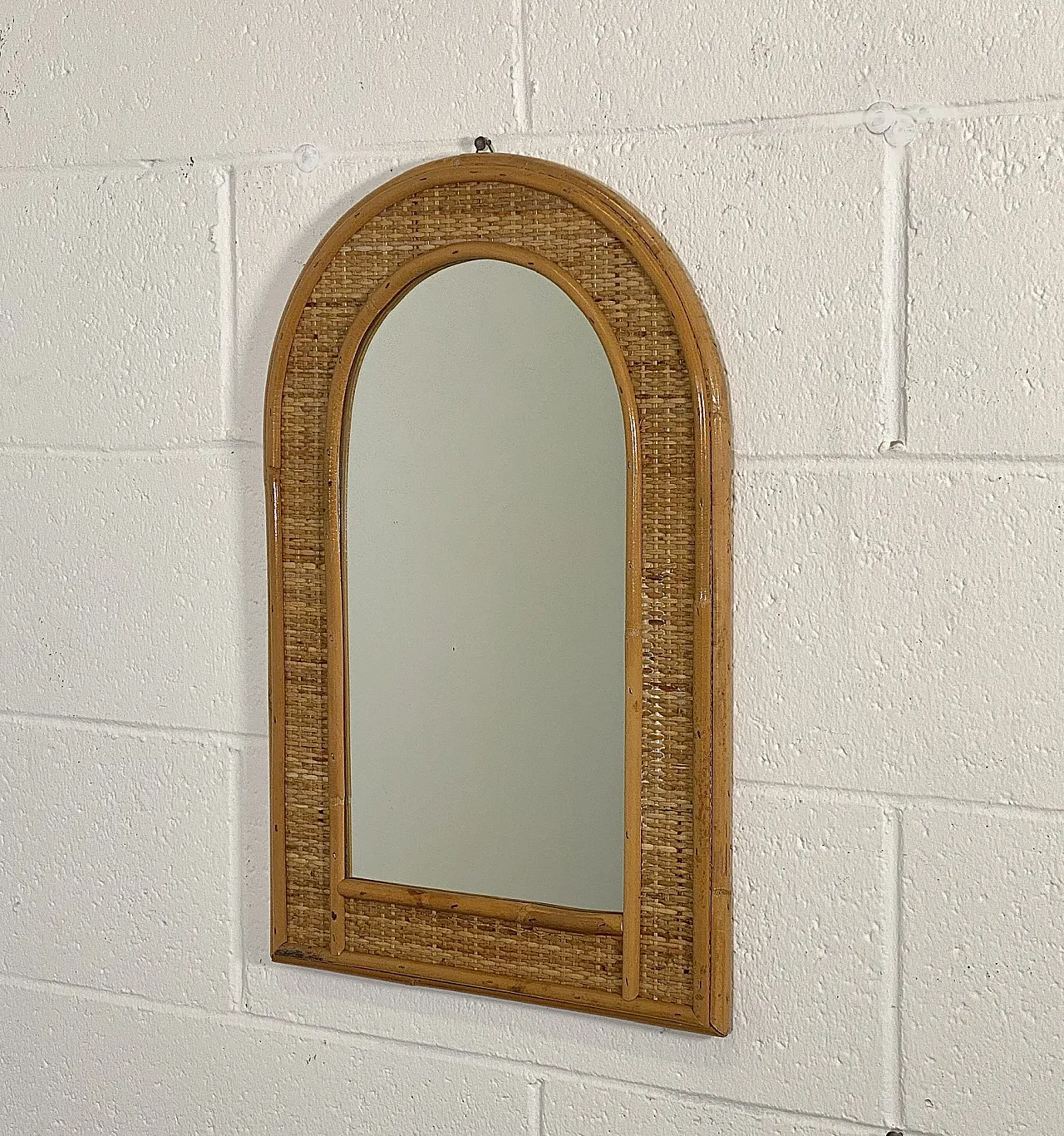 Specchio ad arco in vimini e bambù, anni '70 3