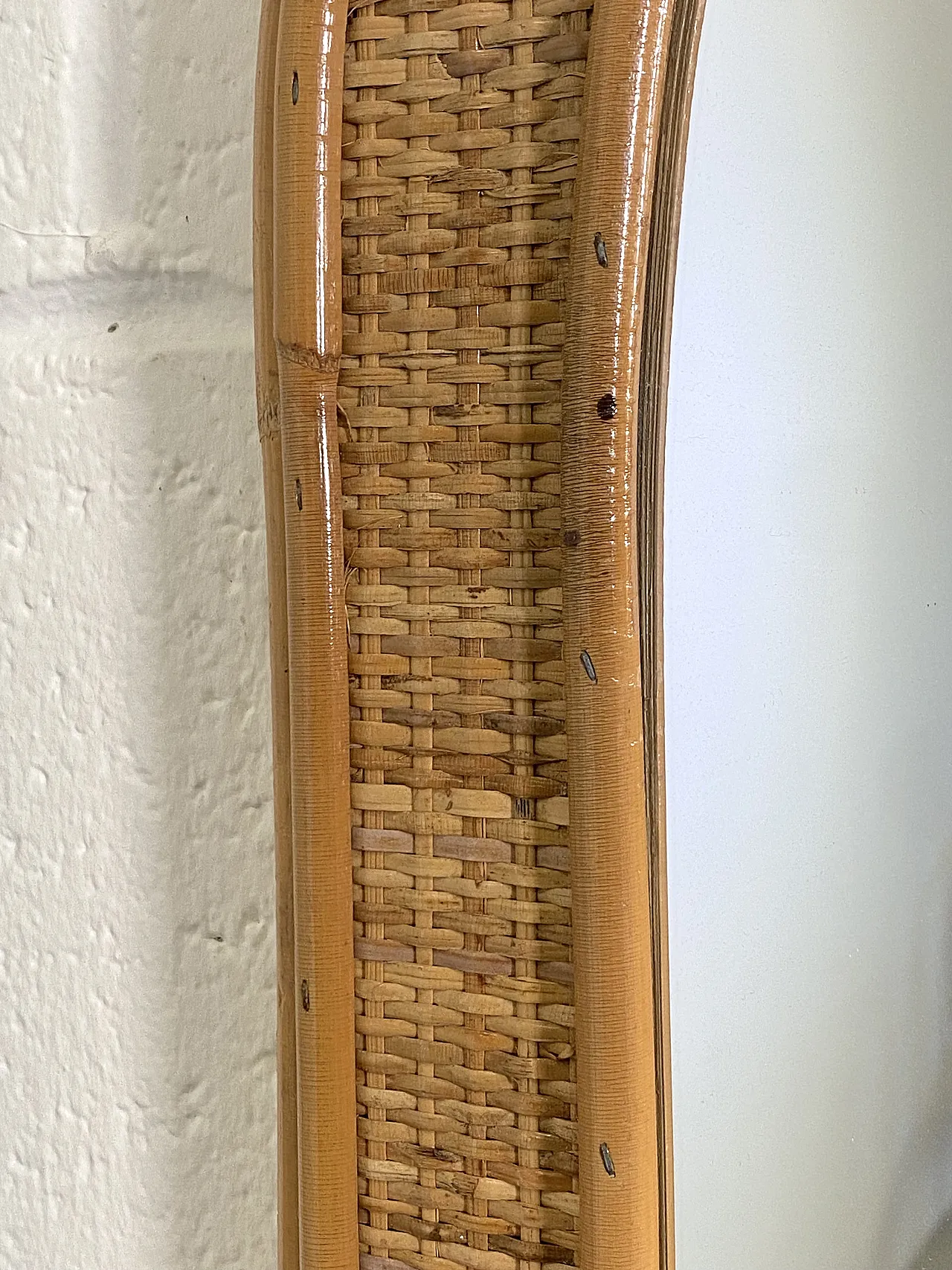 Specchio ad arco in vimini e bambù, anni '70 5