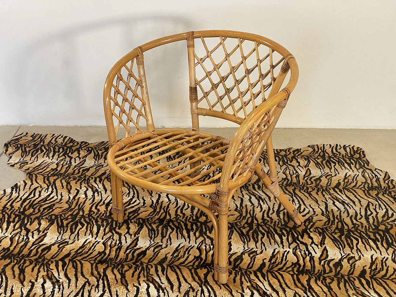 Bamboo living room, 80s 3