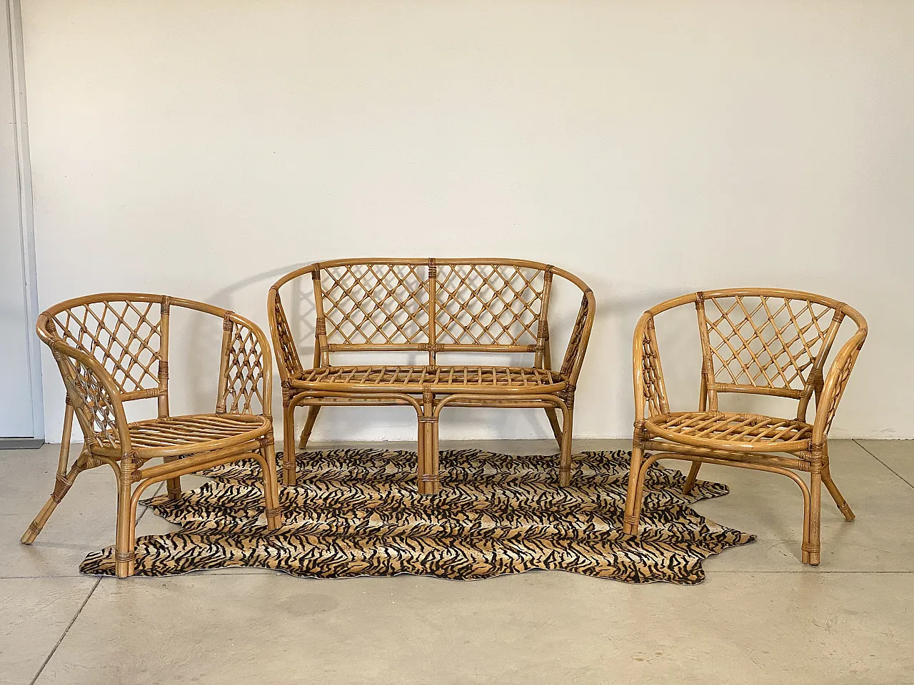 Bamboo living room, 80s 8