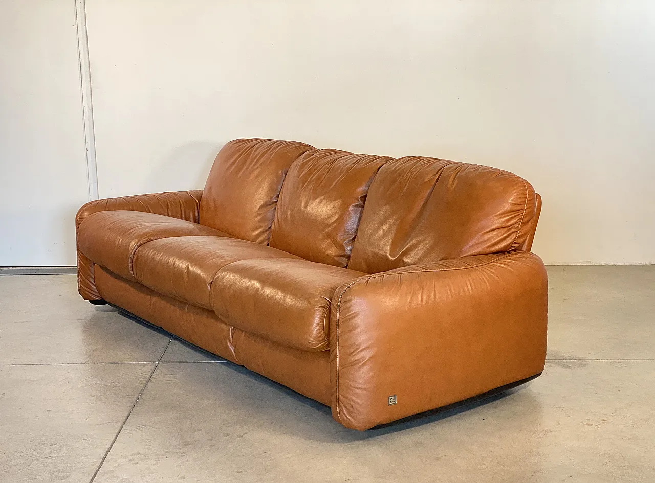 Leather sofa mod. Piumotto di Arrigo Arrigoni for Busnelli 70s 4