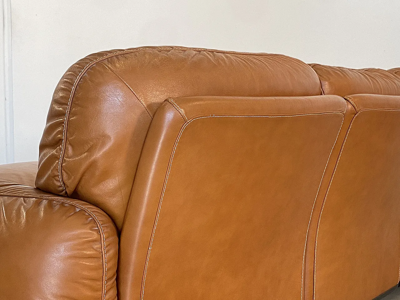 Leather sofa mod. Piumotto di Arrigo Arrigoni for Busnelli 70s 9