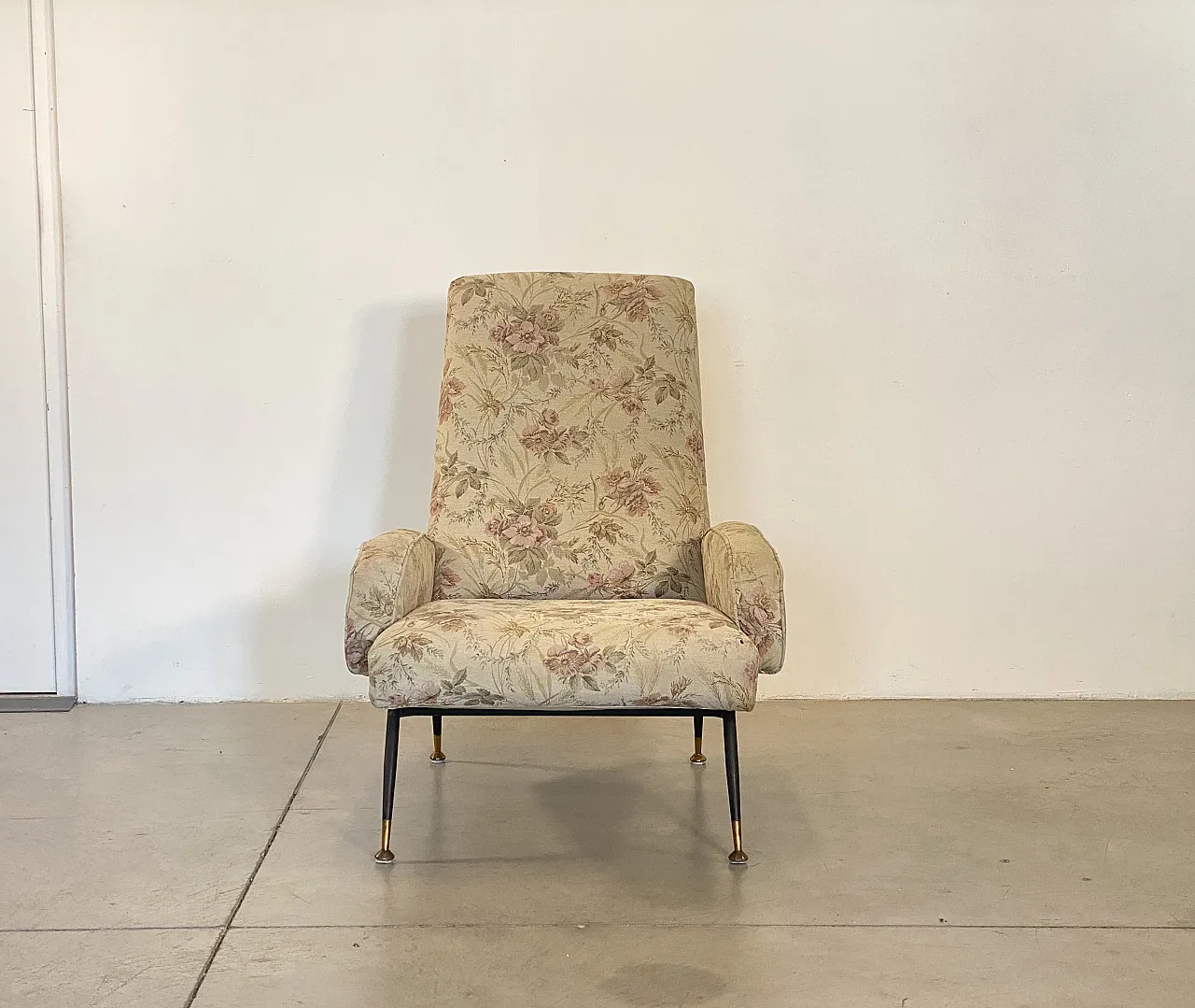 Pair of armchairs in the style of Nino Zoncada 1950s 6