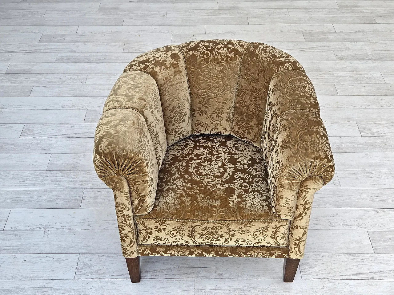 Poltrona danese, vellutoi verde, Anni '60 3