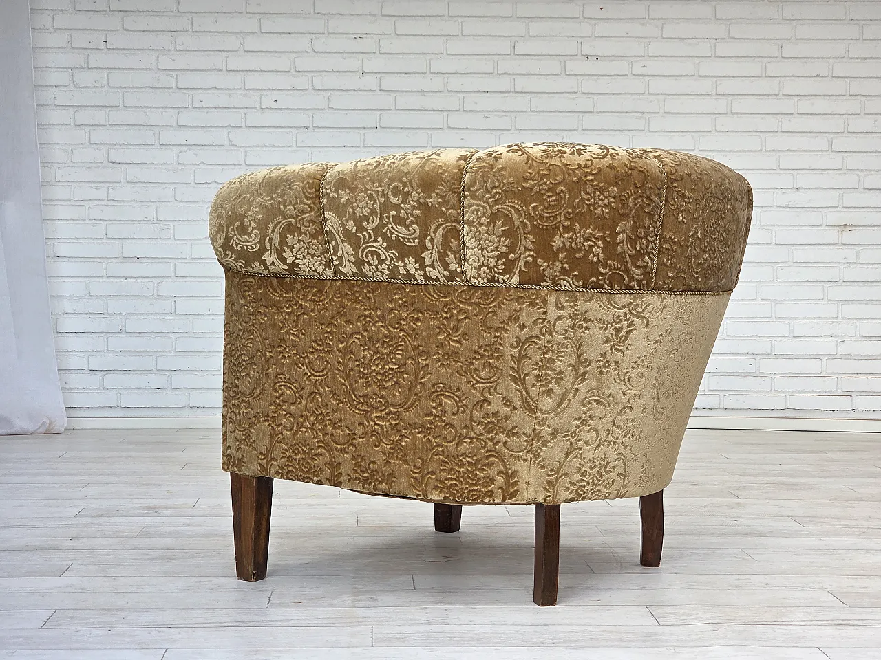 Poltrona danese, vellutoi verde, Anni '60 11