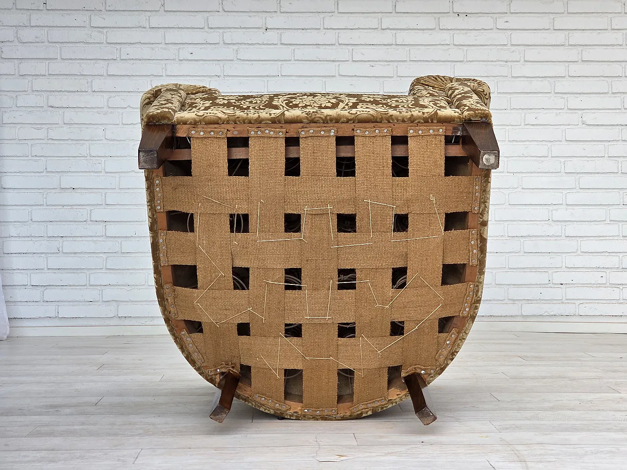 Poltrona danese, vellutoi verde, Anni '60 16