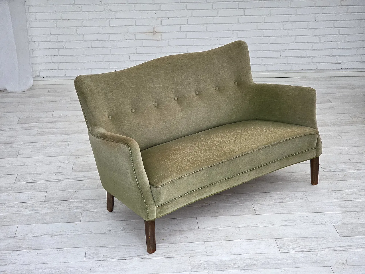 Danish curved 2-seater sofa velour, beech wood, 1960s 4