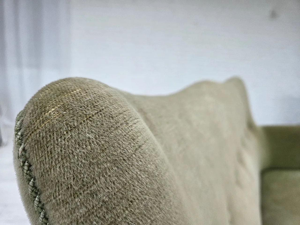 Danish curved 2-seater sofa velour, beech wood, 1960s 7