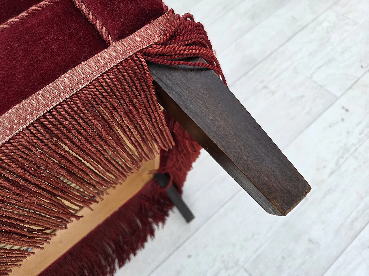 Divano danese a 3 posti, velluto rosso ciliegia, anni '60 19