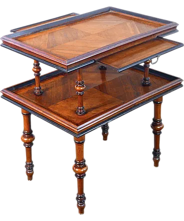 Tavolino etagere in noce, primo '800