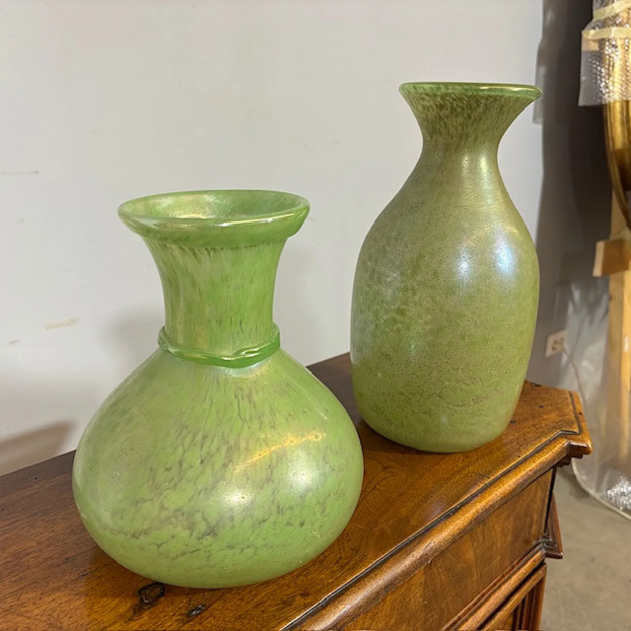 Coppia di vasi Fratelli Toso Vetri Murano a lustri metallici, anni '60 1