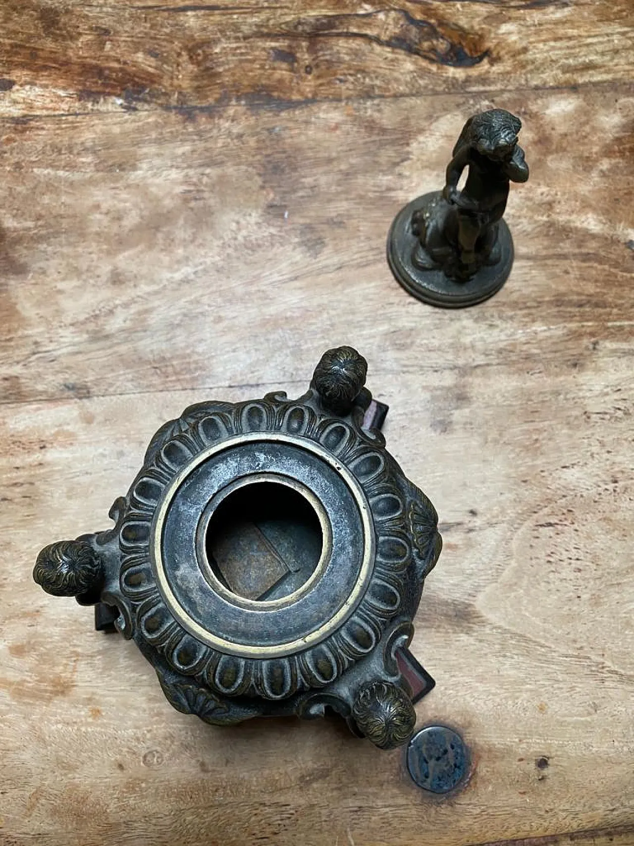 Calamaio in bronzo con base in marmo rosso, '700 2