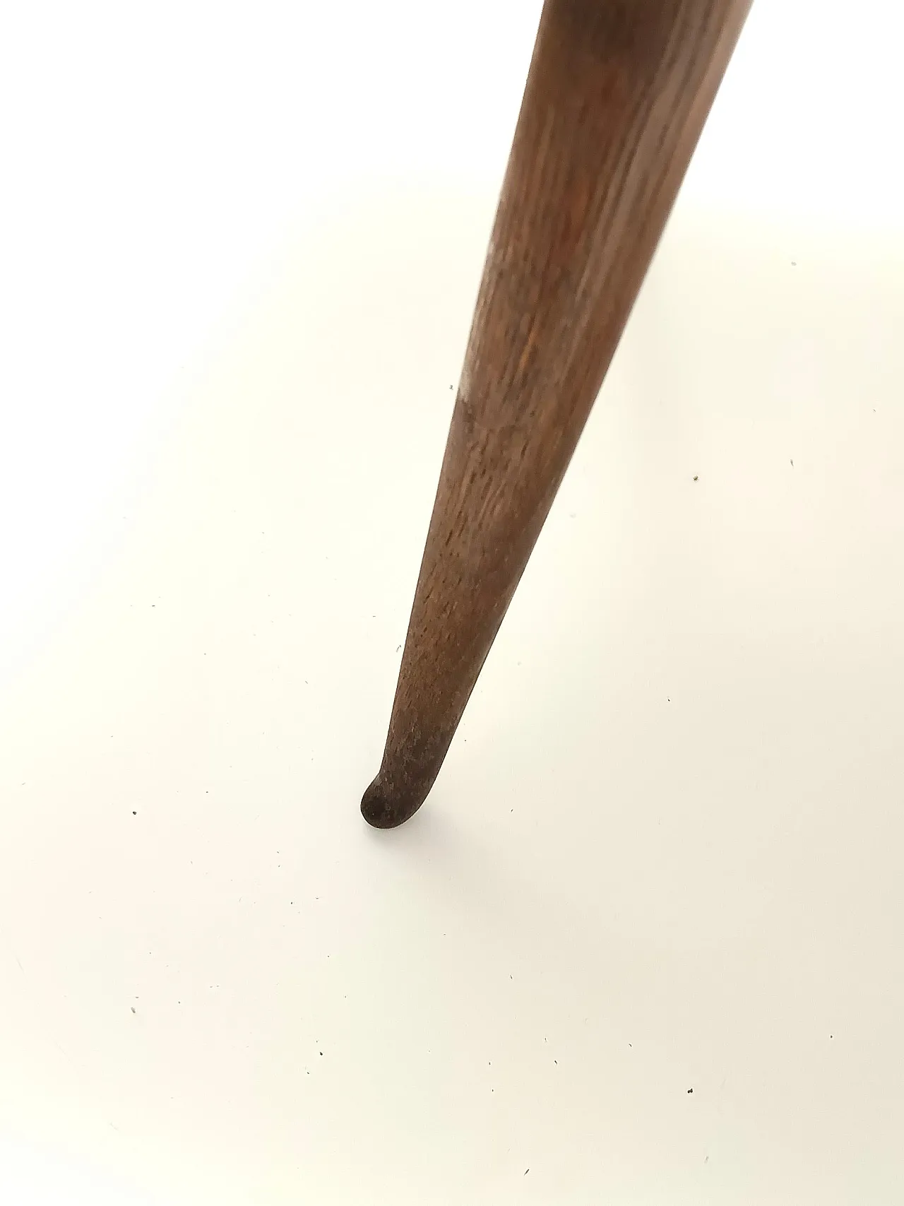 Tavolino in massello di rovere Durmast di Paolo Buffa, anni '60 11