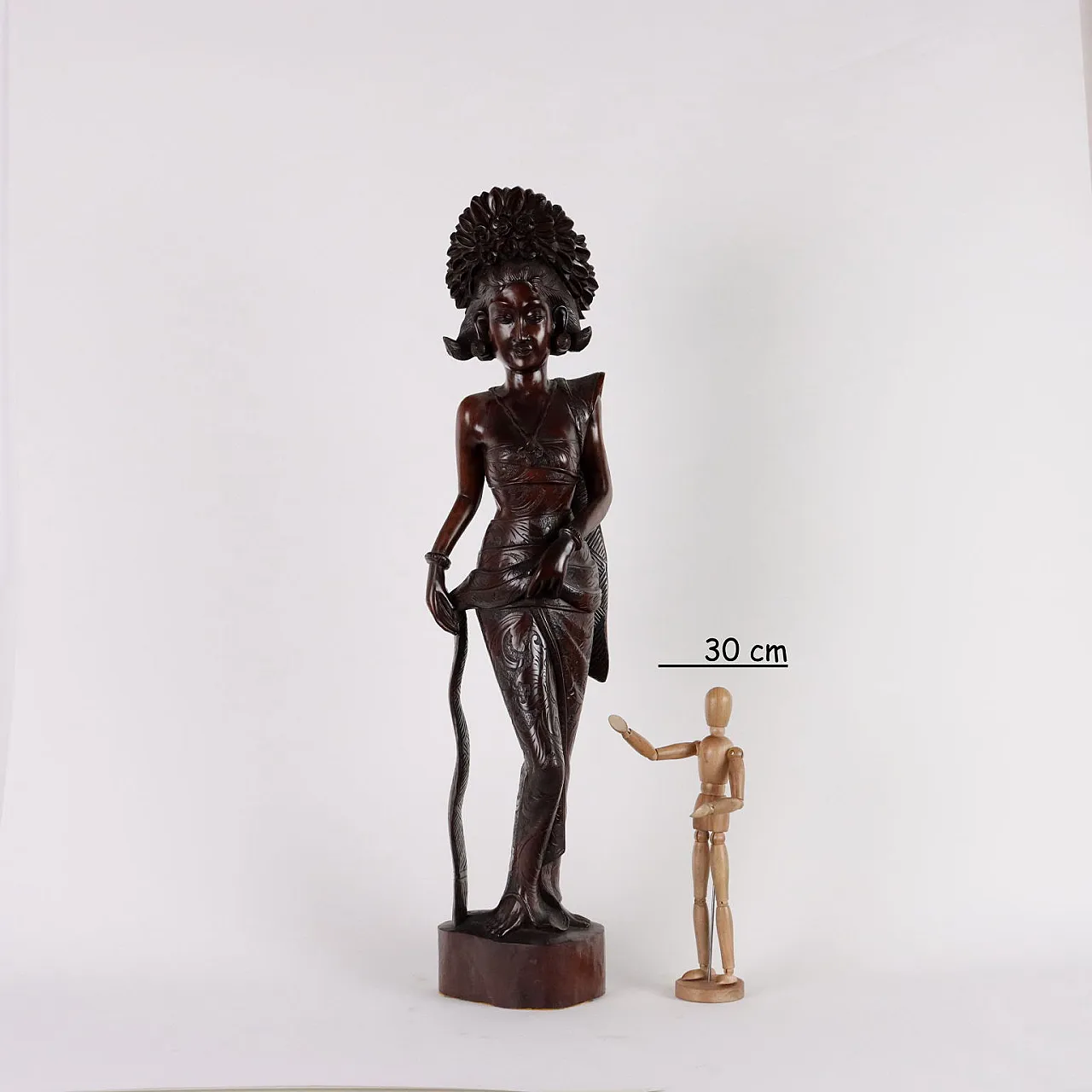 Female Figure, carved wooden statue, 20th century 2