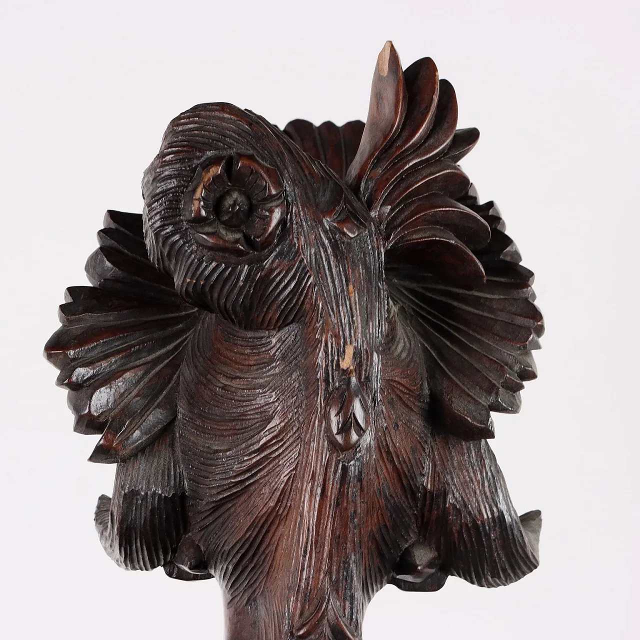 Female Figure, carved wooden statue, 20th century 5