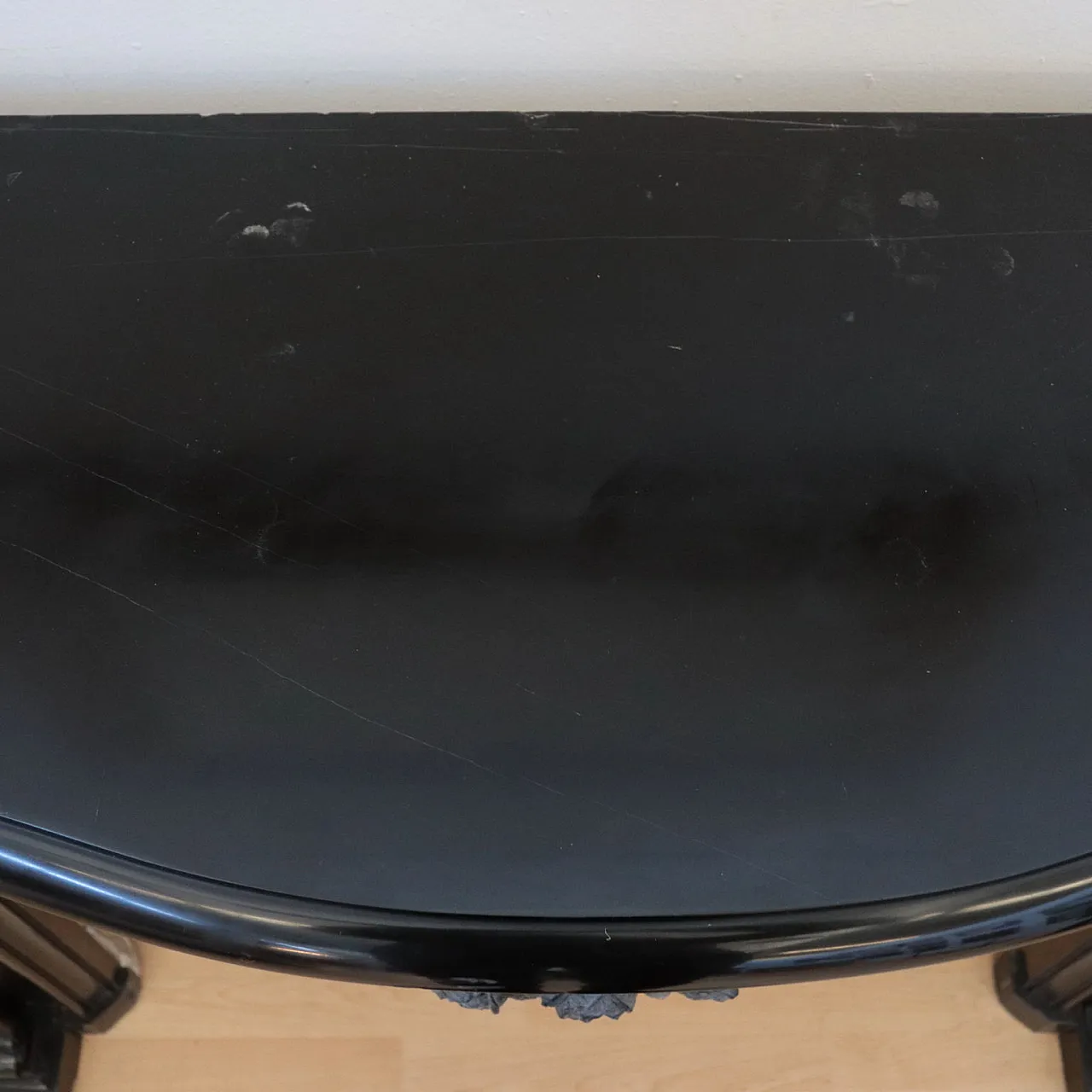 Camino scolpito in marmo nero del Belgio, '800 10