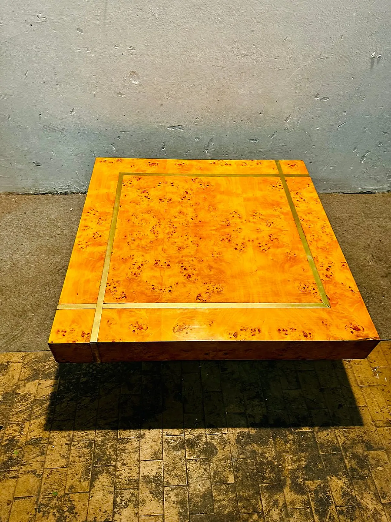 Tavolino da Salotto Anni ’70 di Mario Sabot in Radica di Noce e Ottone 6