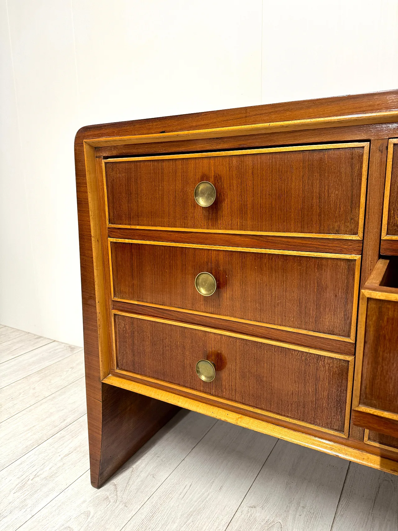 Mobile contenitore in legno di Paolo Buffa, anni '50 14