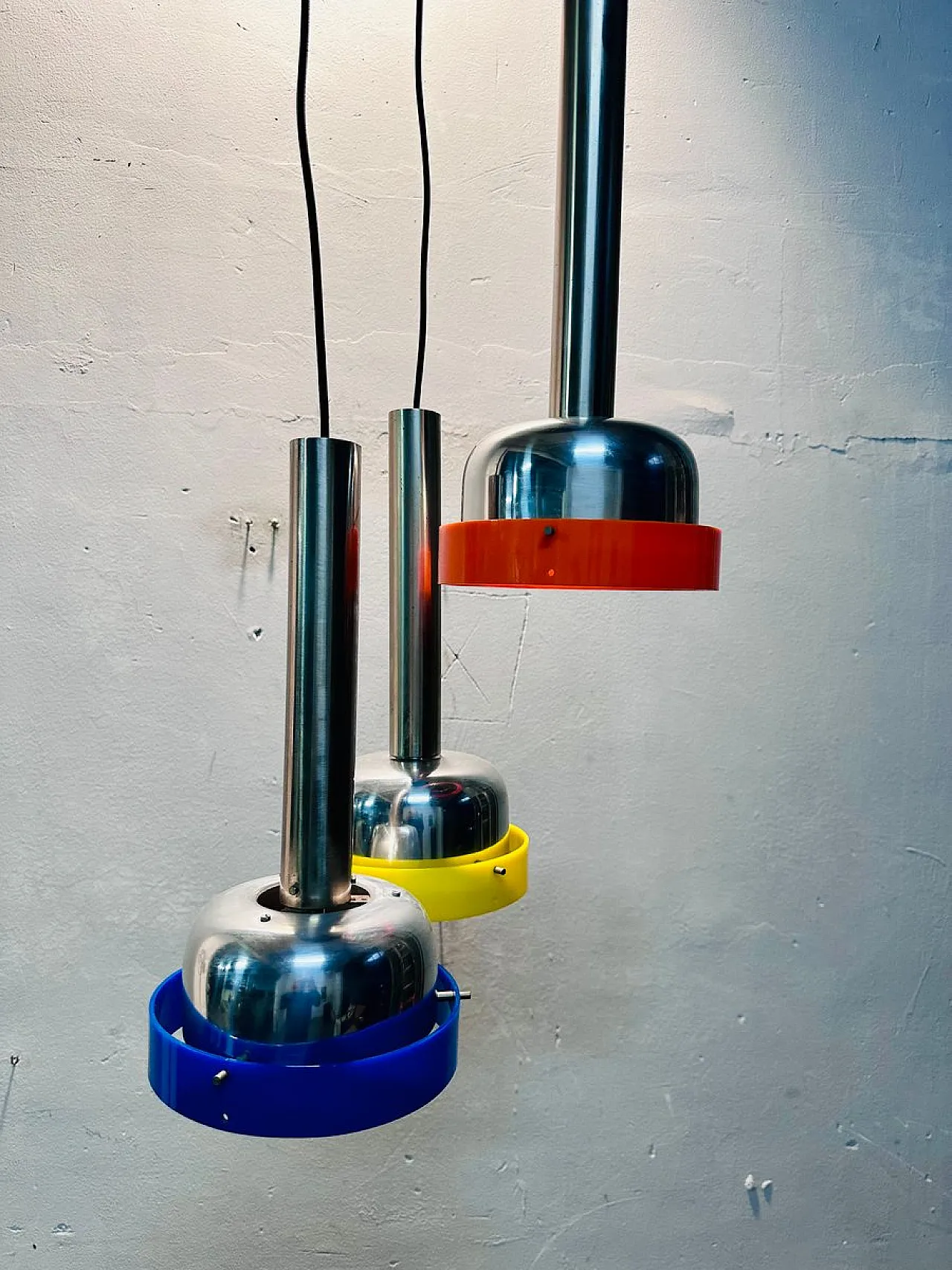 Lampada a sospensione vintage di Stilnovo, anni '70 1