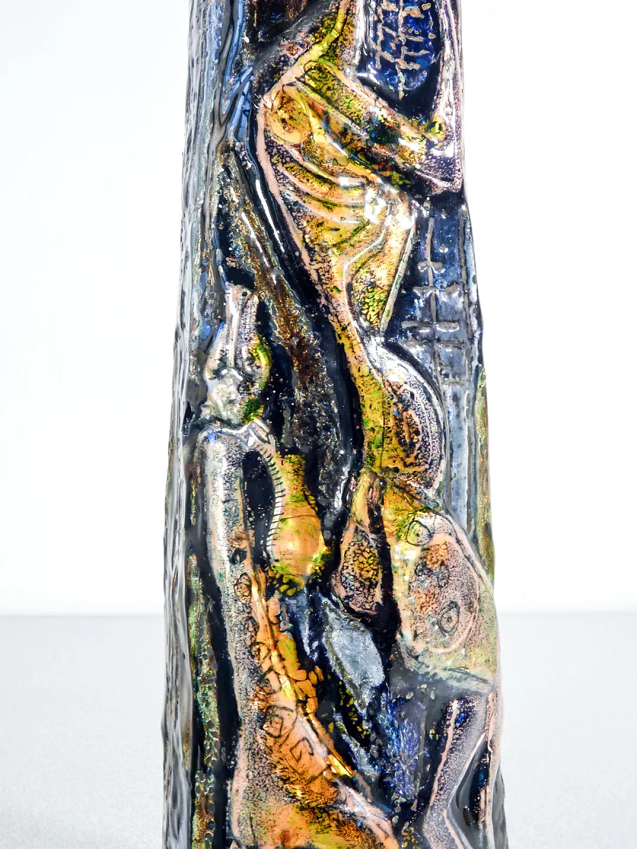 Lampada da tavolo in metallo e smalti, anni '60 7