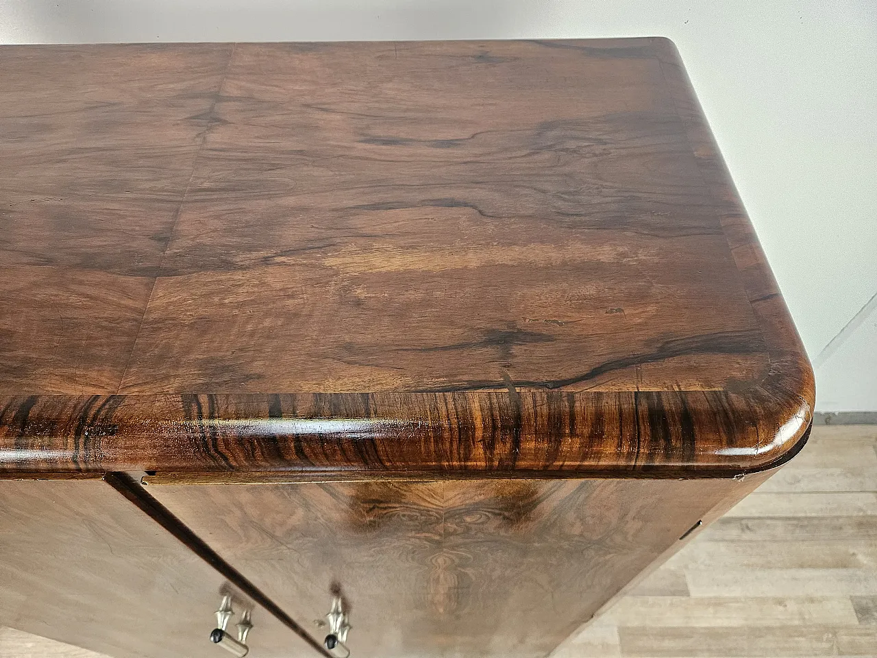 Credenza Art Decò Two doors in Moglio's Radica 1930s 3