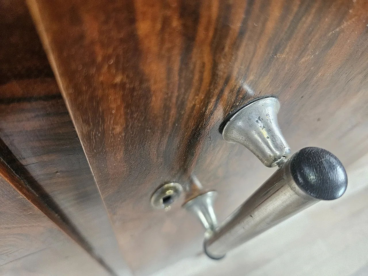 Credenza Art Decò Two doors in Moglio's Radica 1930s 12