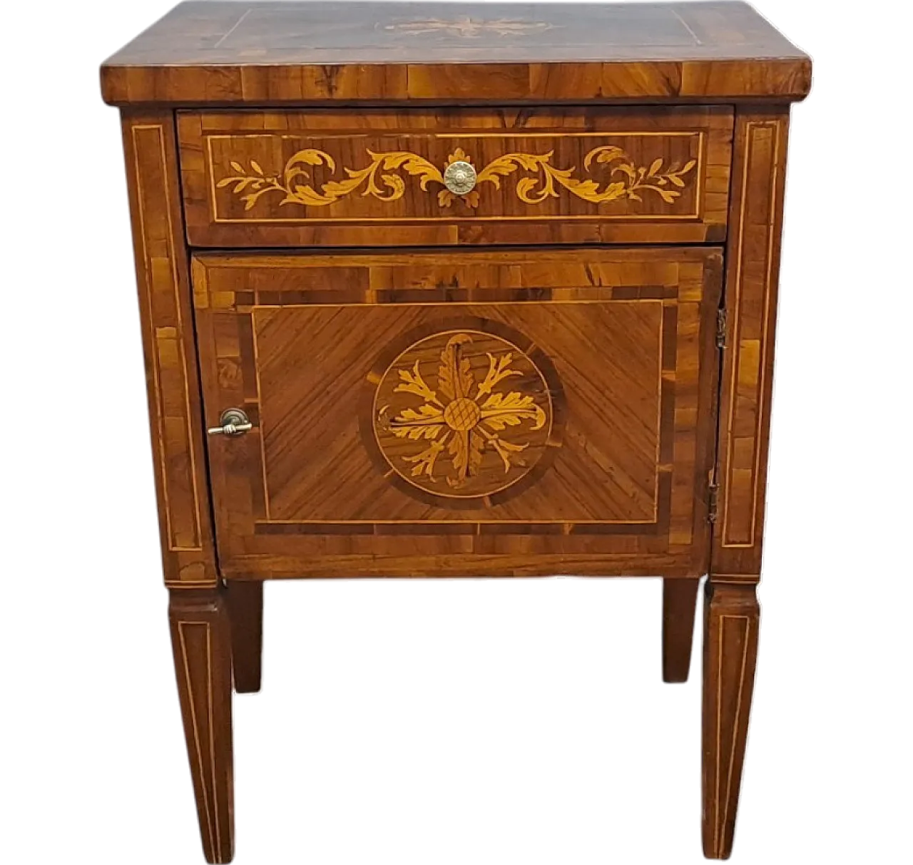 Comodino intarsiato, Lombardia, '700 11