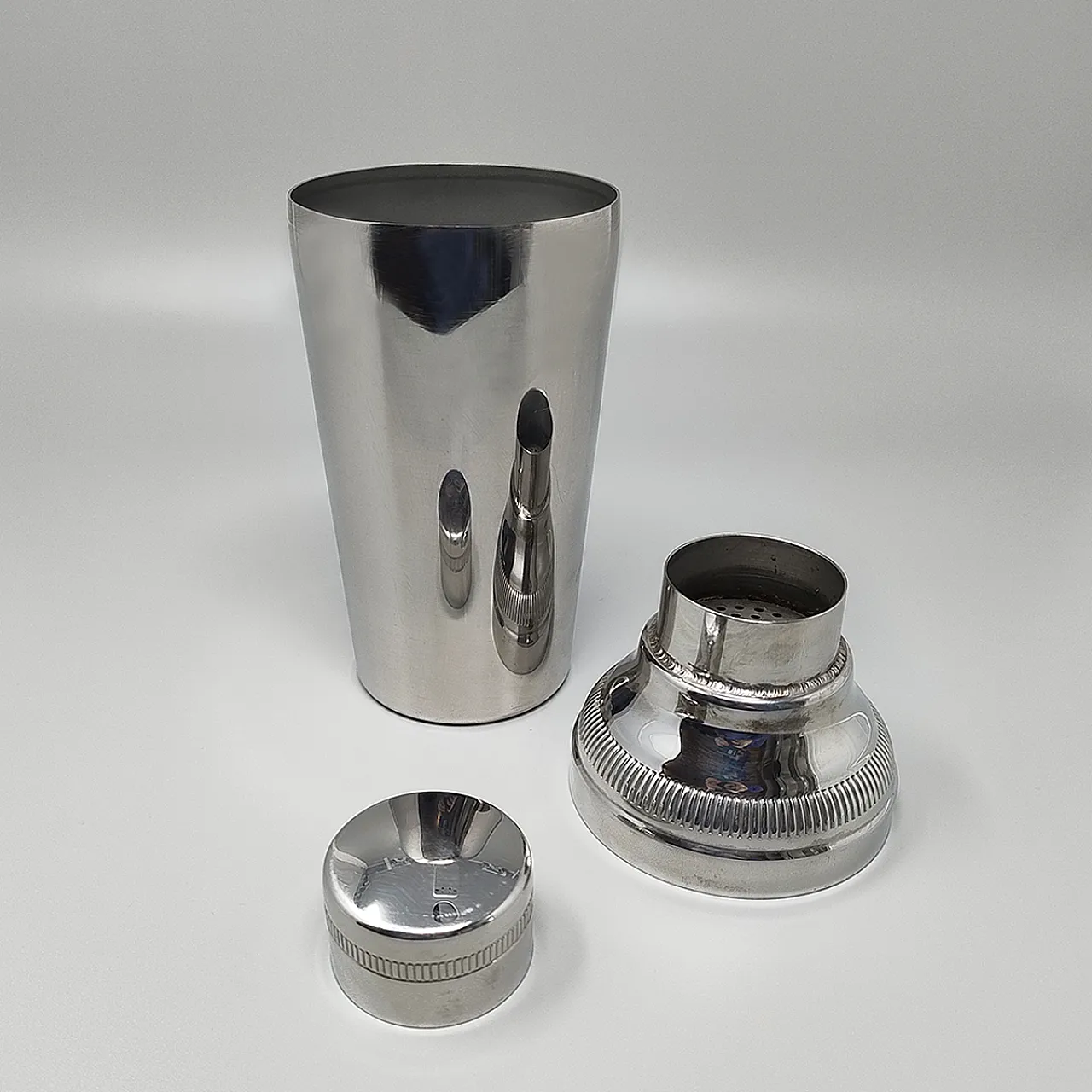 Handcrafted Cocktail Shaker, made in Italy, 1960s 4