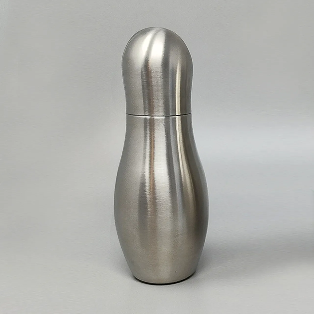 "Bowling" cocktail shaker with ice bucket Tauma by Guzzini, 1970s 3